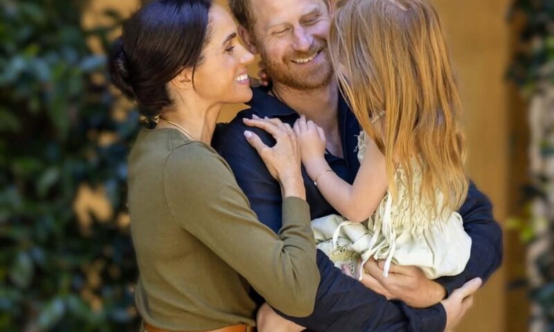 Meghan Markle, acuzată că își expune fiica pe internet de dragul popularității