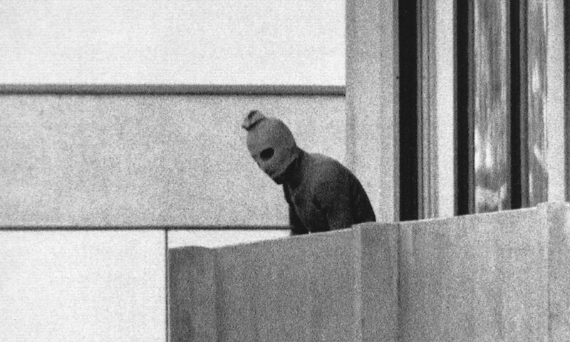 Cum a gestionat Ceaușescu criza de după masacrul de la Munchen, când prietenii lui au provocat 18 morți