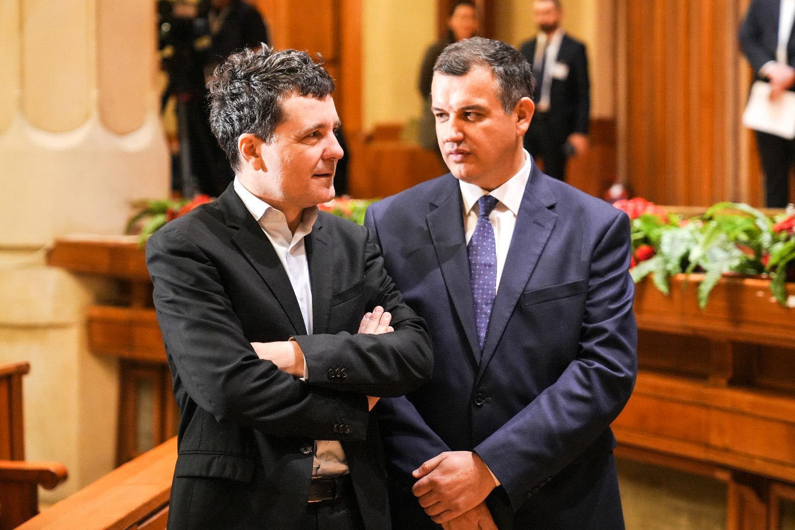 Negocierile pentru noul Guvern se blochează din nou. Lista de miniștri provoacă noi discuții