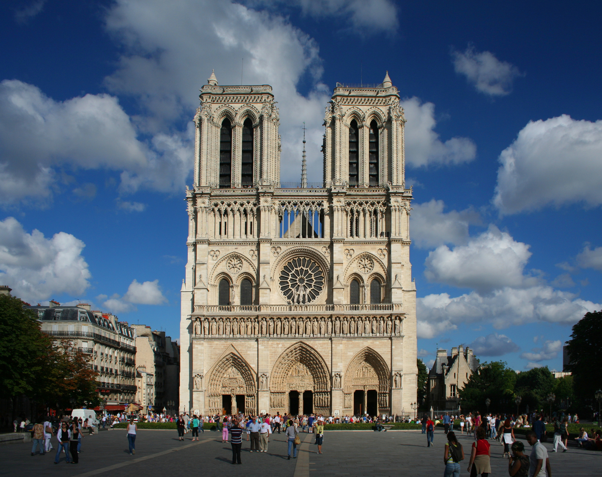 Secole de istorie ascunsă, descoperite la Notre-Dame, în Paris. Ce dezvăluie vestigiile