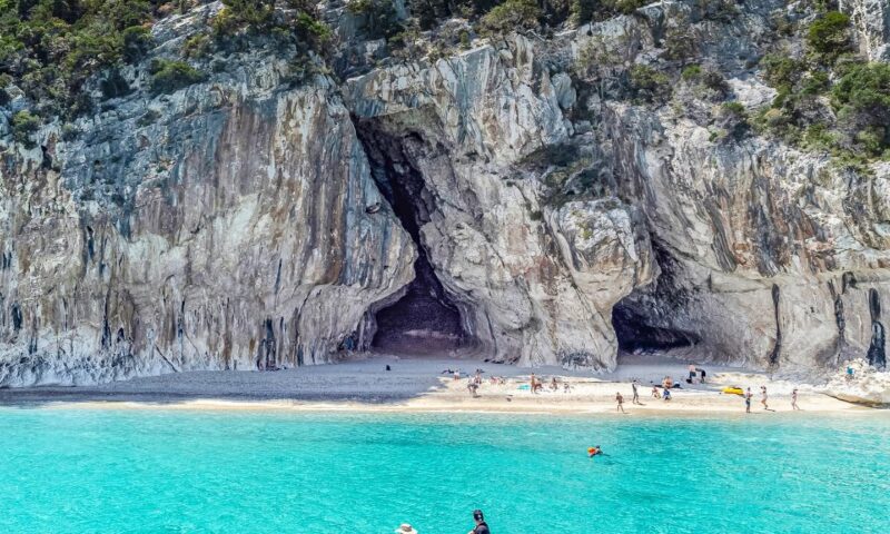 Reguli noi pe o plajă din Italia. Accesul este condiționat