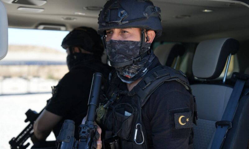Operațiune antitero în Ankara. Zeci de persoane, arestate înaintea summitului NATO