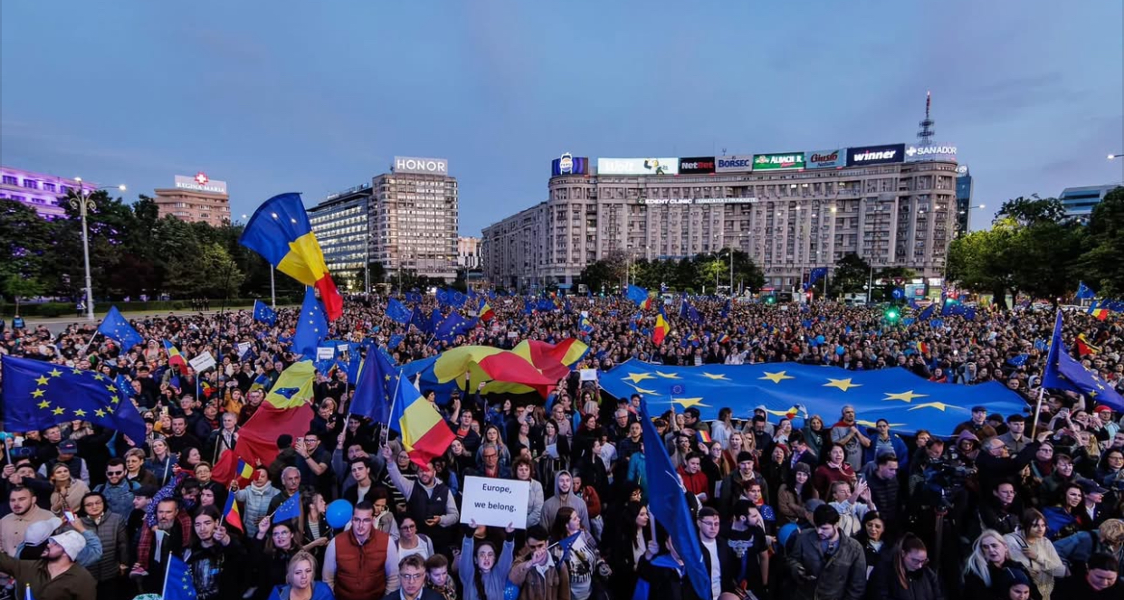 Protest anunțat în Piața Victoriei. Organizatorii, apel către cetățeni după tensiunile de pe scena politică