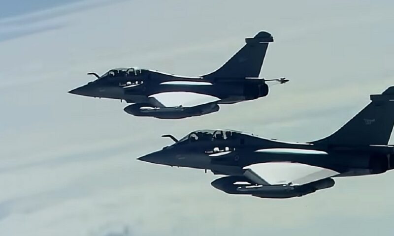 Alertă la granița NATO după pătrunderea unei drone din Rusia în Letonia. Un avion Rafale al Franței a intervenit
