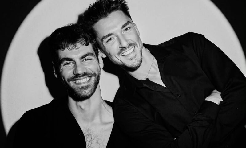 Prima nuntă gay din România, cu dansuri populare și sarmale. Emil Rengle și iubitul lui, pregătiri pentru marele eveniment