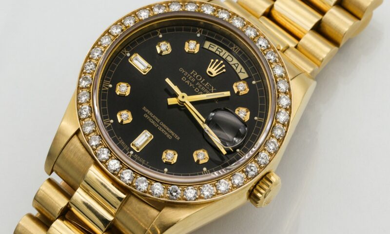 Ceasurile Rolex din aur se scumpesc din nou. Modelele din aur se vând la prețuri record
