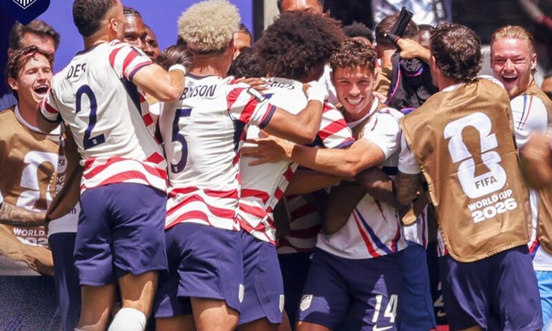 SUA au învins Australia cu 2-0 și s-a calificat în optimi la Cupa Mondială