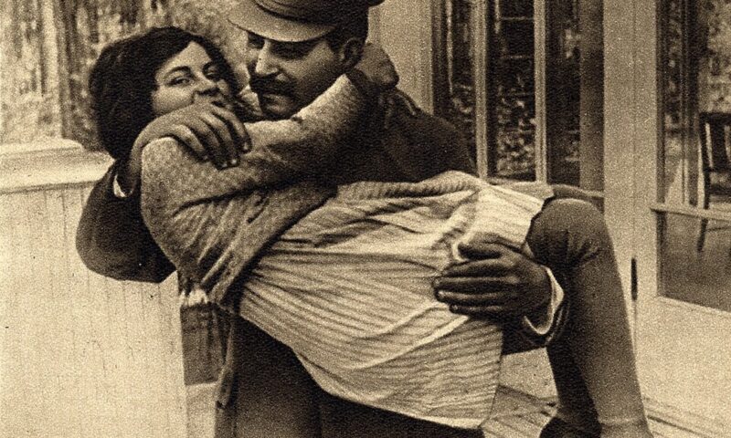 Viața secretă și fuga fetei lui Stalin care a zguduit Războiul Rece