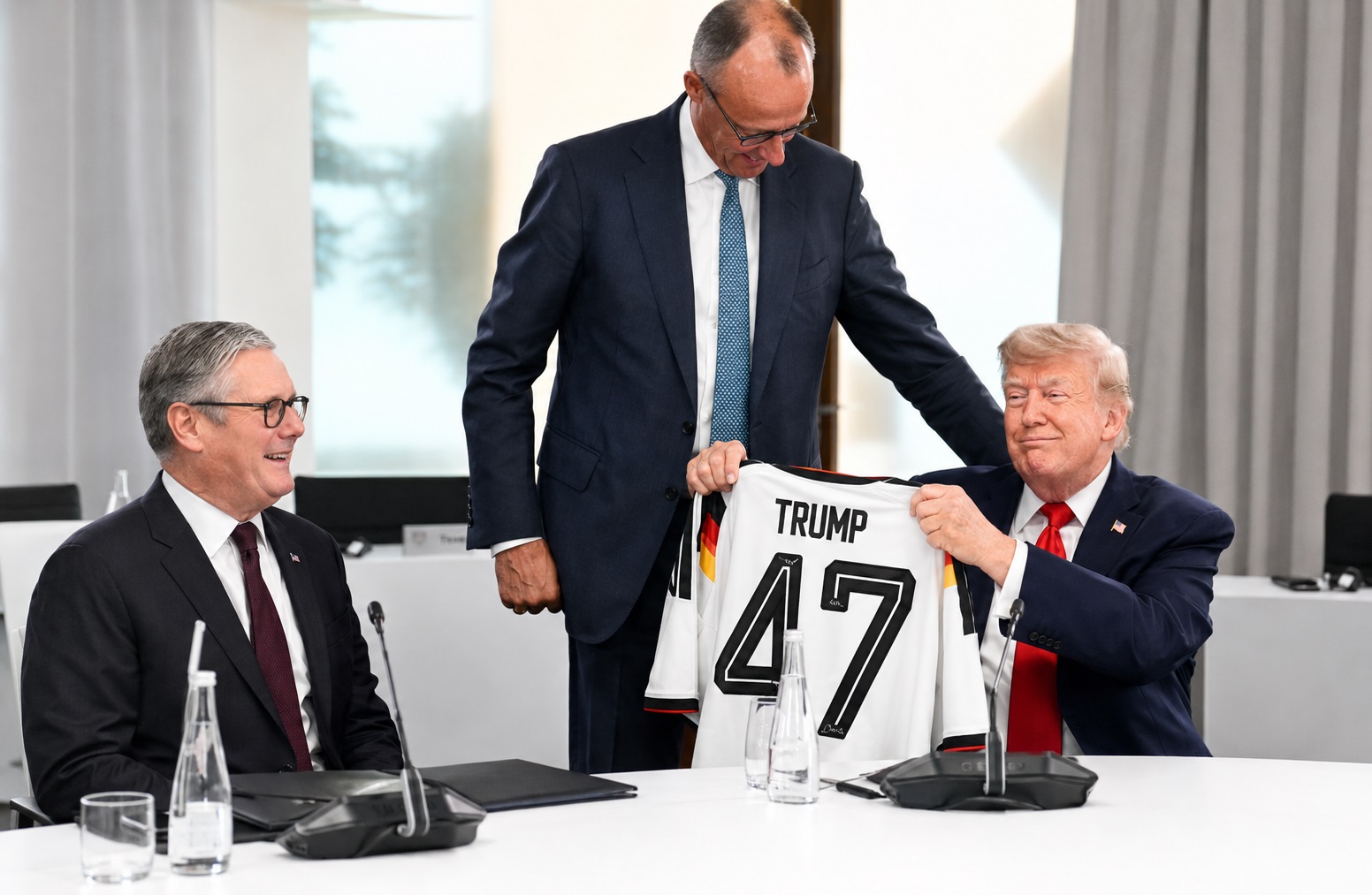 Friedrich Merz a pregătit o surpriză pentru Donald Trump. Reacția liderului american nu a trecut neobservată