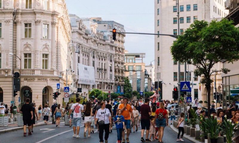 Calea Victoriei rămâne pietonală duminică. Evenimente organizate în cadrul „Străzi Deschise”