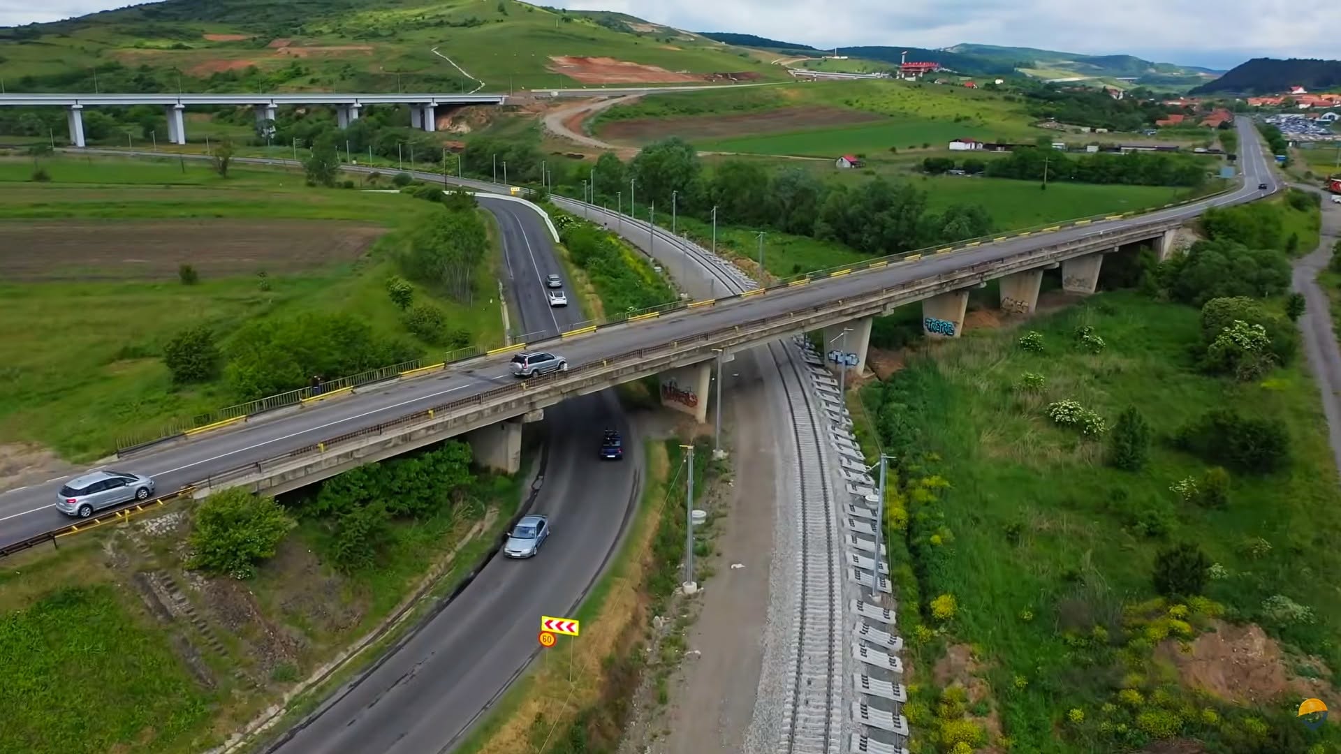 Trenurile de șantier circulă deja pe linia Oradea-Cluj, recent modernizată prin PNRR