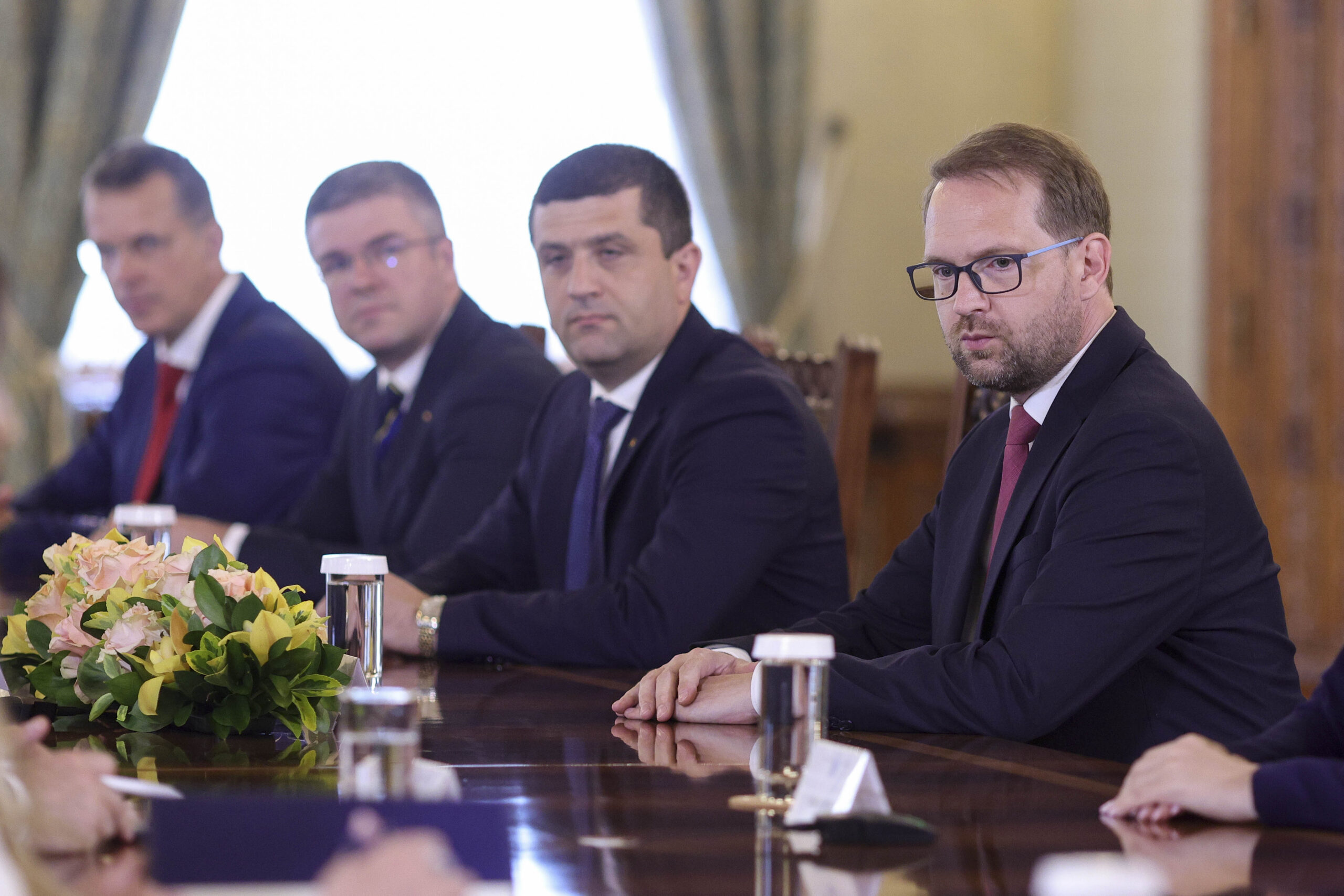 USR începe consultările cu PNL și UDMR pentru guvernul minoritar. Mesajul lui Dominic Fritz