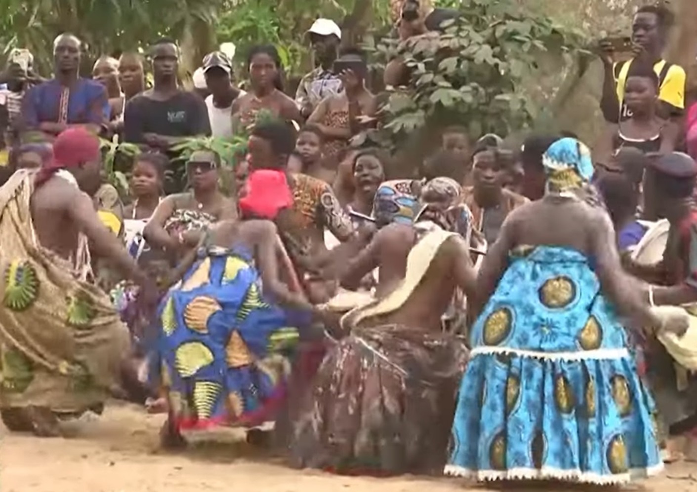 Cum a învins religia Voodoo un dictator african și a ajutat la salvarea democrației