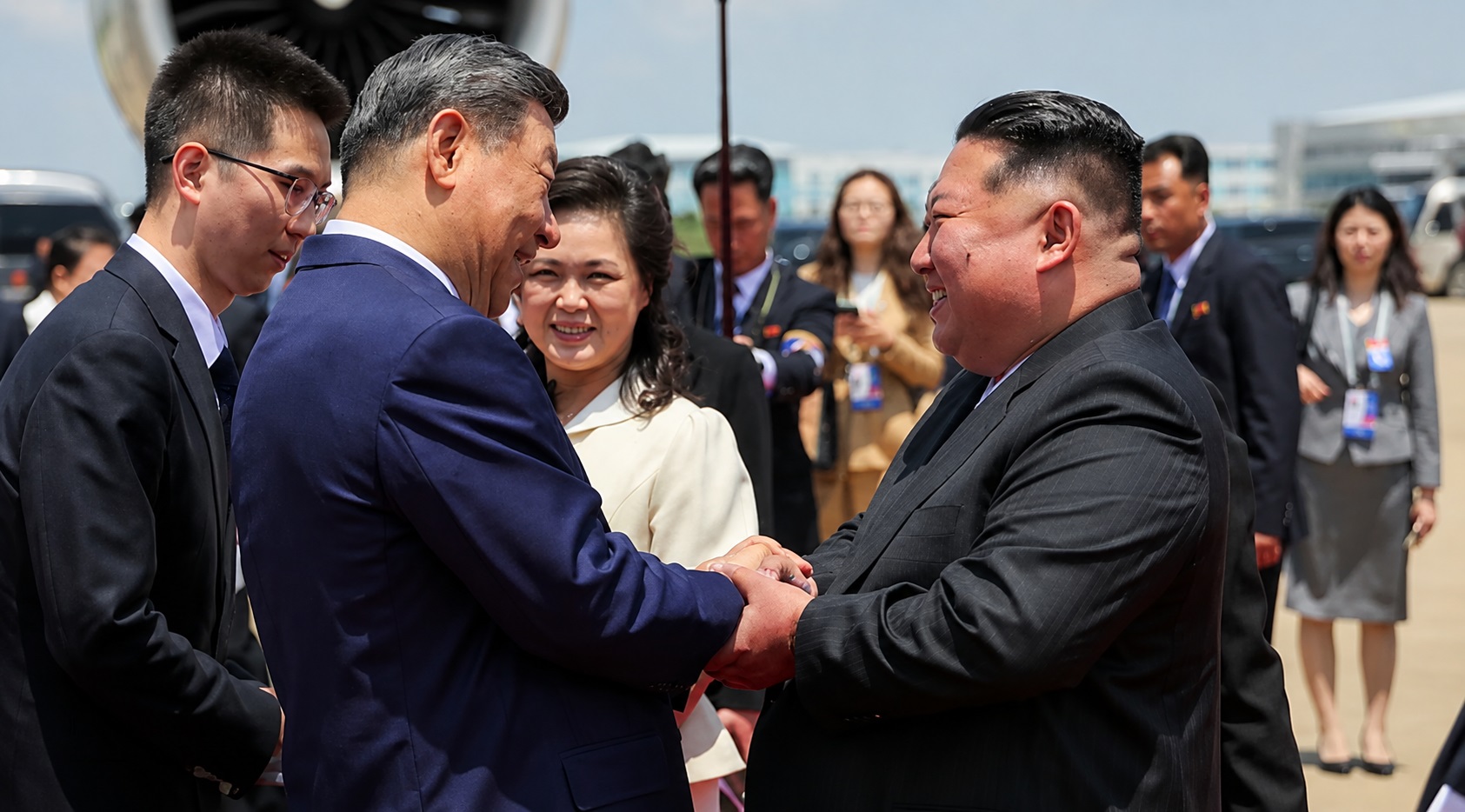 Relațiile dintre China și Coreea de Nord intră într-o nouă etapă. Programul nuclear al lui Kim Jong Un a lipsit din discuțiile oficiale