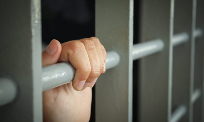Povestea unei crime de acum 30 de ani. Mărturia studentului care într-o criză de furie și-a atacat iubita și pe gazda acesteia