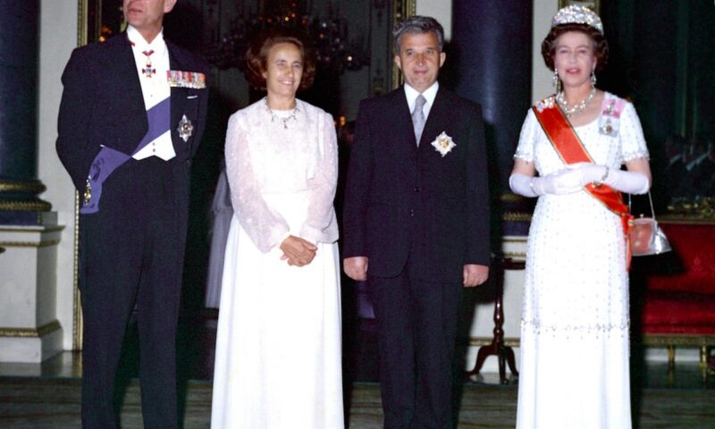 Vizita lui Nicolae Ceaușescu în Marea Britanie. Cum a ajuns dictatorul comunist în caleașca Reginei Elisabeta a II-a