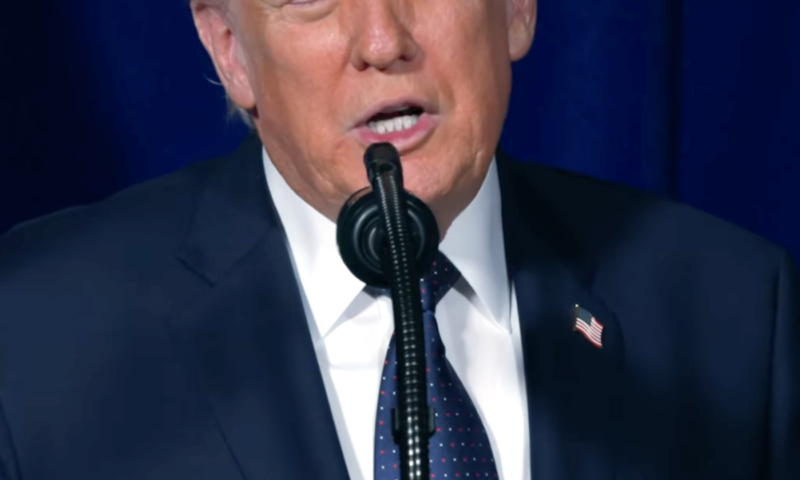Donald Trump anunță „sfârșitul războiului” din Iran, în timp ce Teheranul respinge existența unui acord oficial