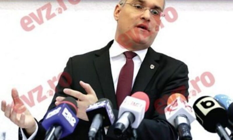 Dragoș Pîslaru, ministrul sărăciei. Cum s-a luptat pentru salarii cu sindicatele și PSD, în 2016, când era tot ministrul Muncii