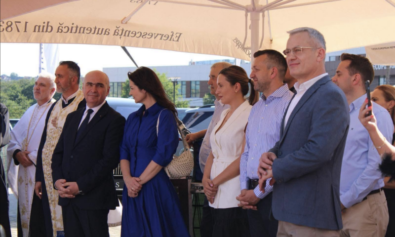 Investiție de 20 de milioane de euro în Băile Felix, sfințită de 23 de preoți în fața lui Ilie "Sărăcie" Bolojan