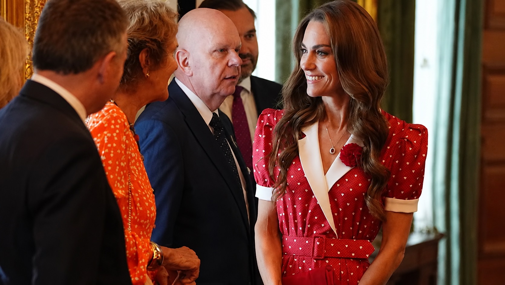 Prințesa Kate a revenit în centrul atenției la un eveniment important. Rochia aleasă a avut o simbolistică specială