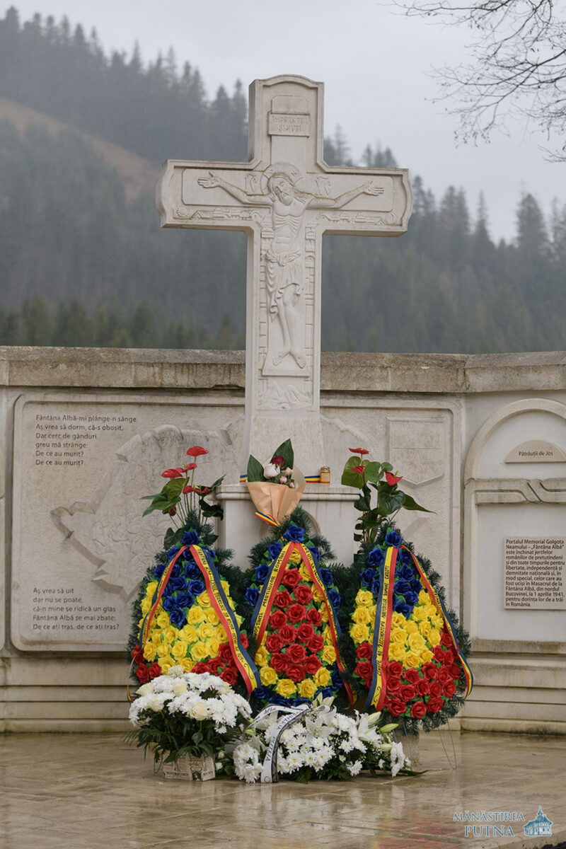 Rușii au masacrat câteva mii de români bucovineni care încercau să treacă granița. Masacrul de la Fântâna Albă (1 aprilie 1941)