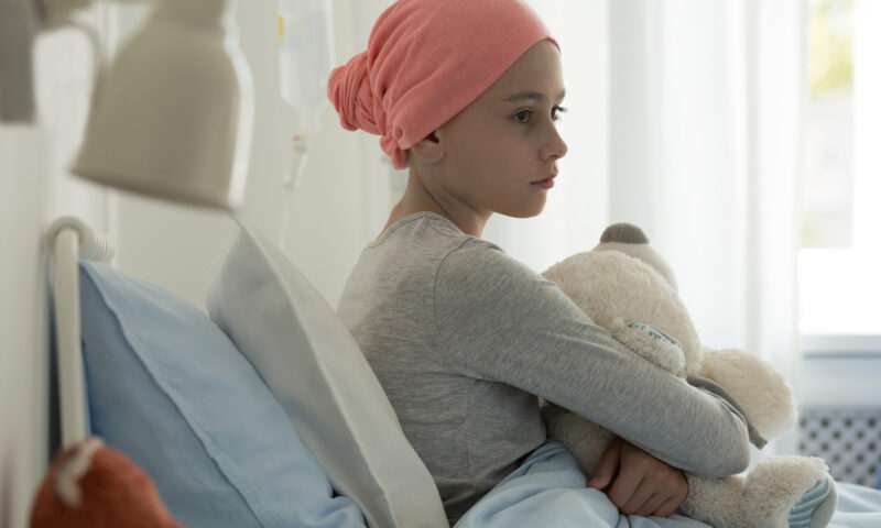 Pacienții oncologici ar putea aștepta mai mult pentru tratamente esențiale. PALMED acuză CNAS că ignoră realitatea din sistemul medical