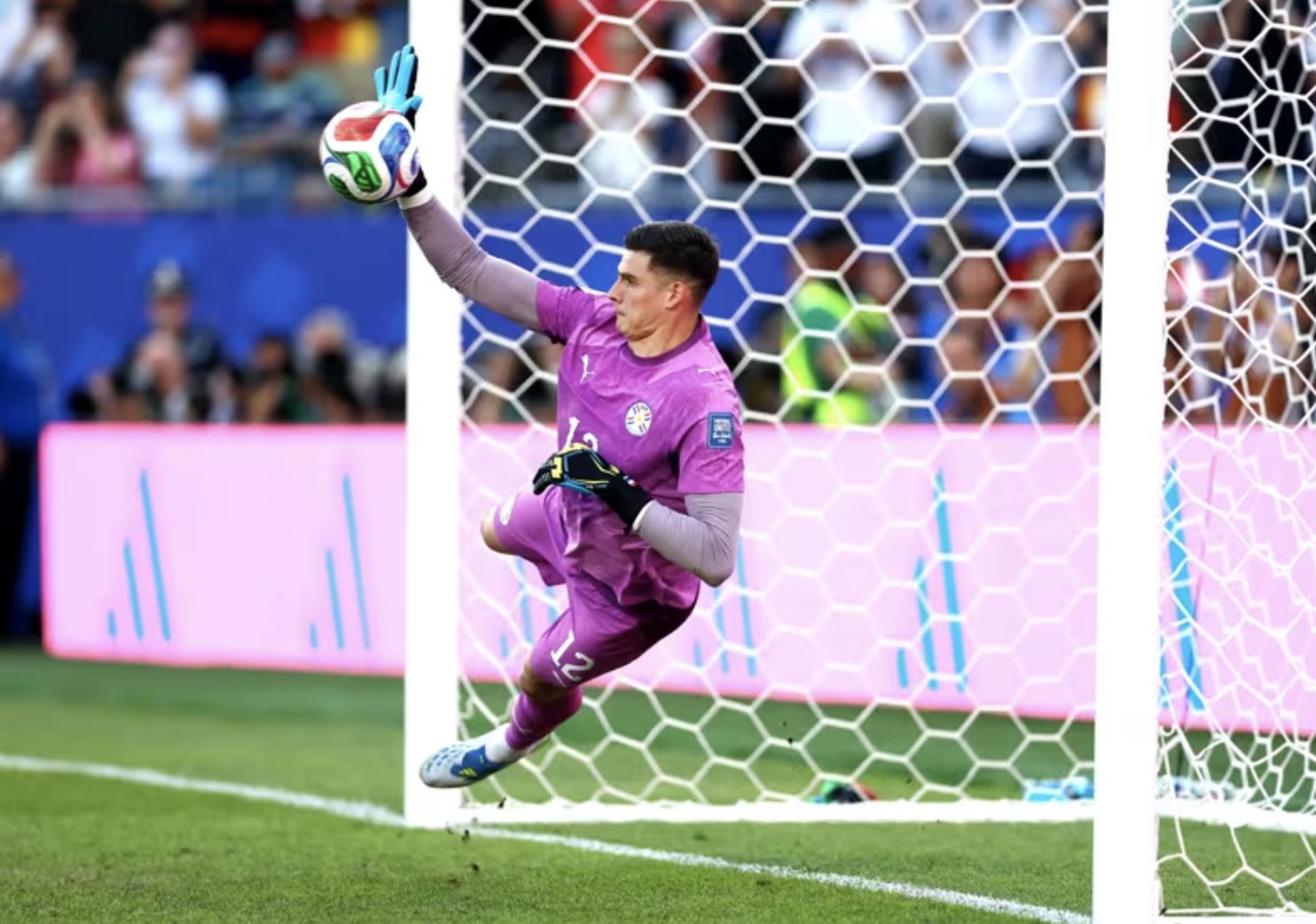 Orlando Gill, portarul selecționatei Paraguay