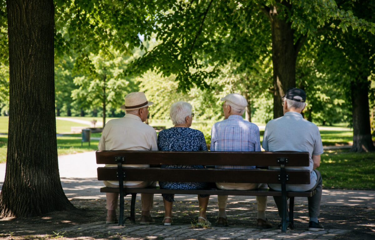 Ce ajutoare financiare primesc pensionarii în 2026