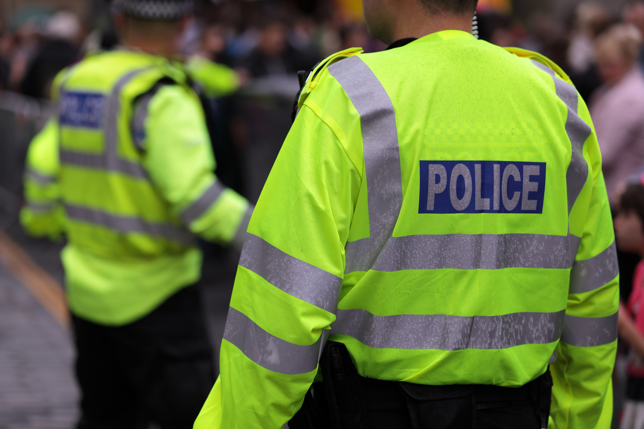Cinci persoane rănite în urma unor atacuri violente la Edinburgh. Poliția antiterorism investighează cazul