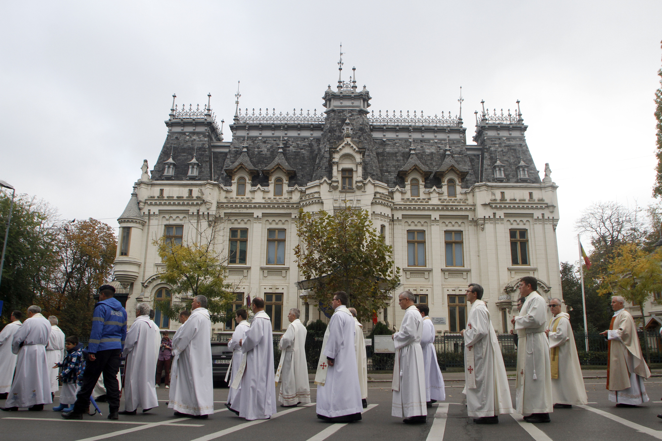 Procesiune catolică în centrul Bucureștiului. Restricții temporare pe traseul dintre Biserica Italiană și Catedrala Sf. Iosif