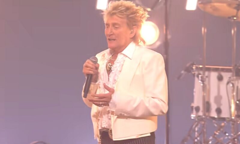 Sfârșitul unei ere în muzica rock. Rod Stewart se pregătește pentru turneul de adio
