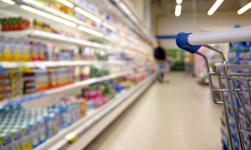Primele semne că prețurile urcă. Produsele care dau tonul valului de scumpiri