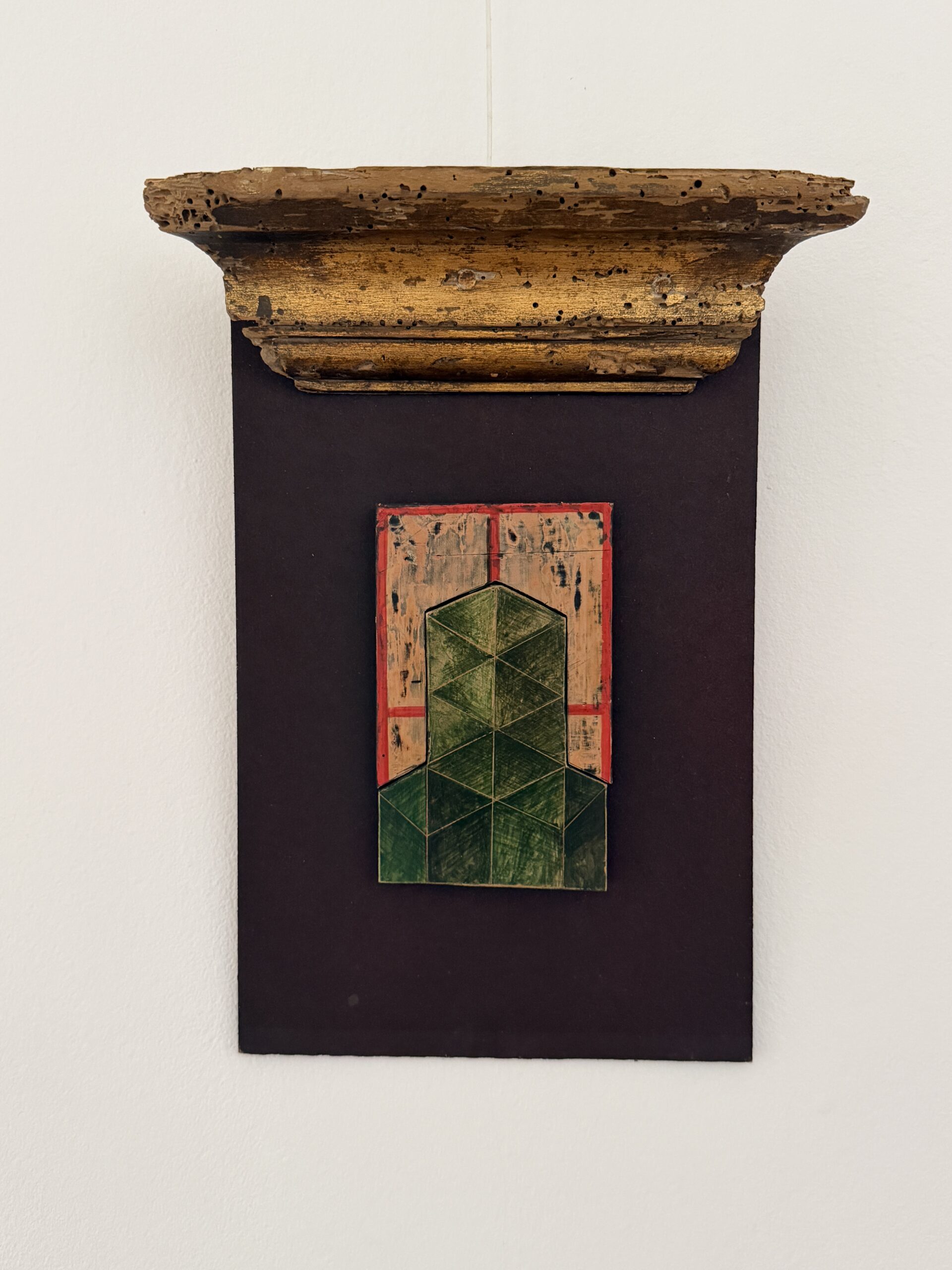 Tablou de Tudor Crîșmăriuc din expoziție