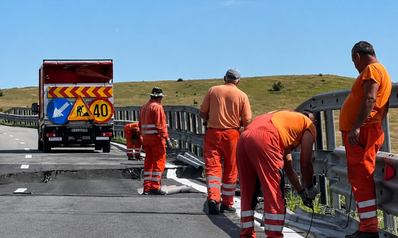 Autostrada A10 Sebeș-Turda intră în reparații de urgență. Ruta pe care va fi deviat traficul