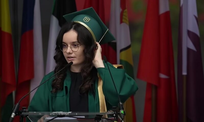 Scandal după festivitatea de absolvire de la UMF Iași. Rectorul răspunde criticilor lansate de o studentă