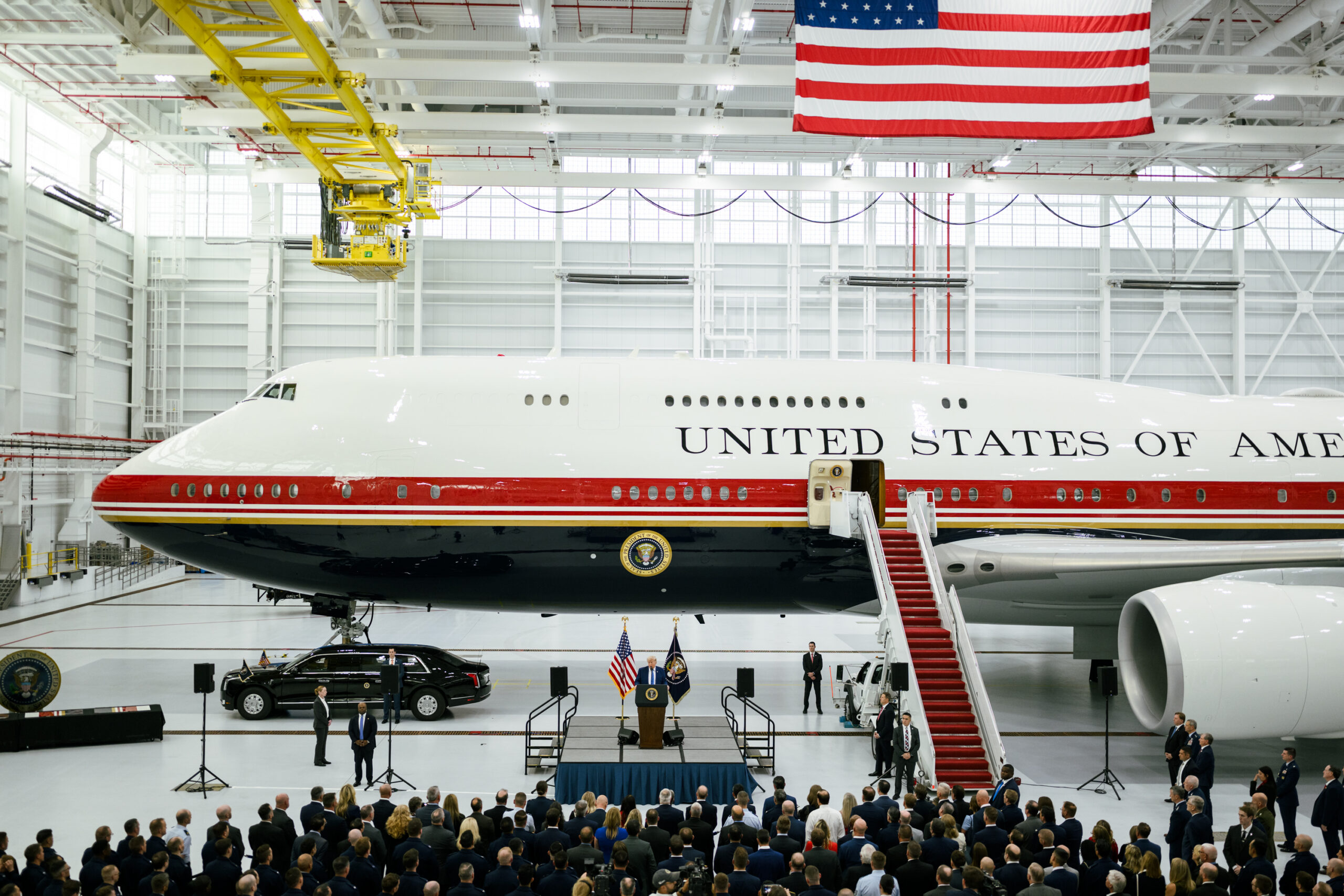 Anchetă în SUA după articolele despre Air Force One. Jurnaliști NYT, citați în instanță