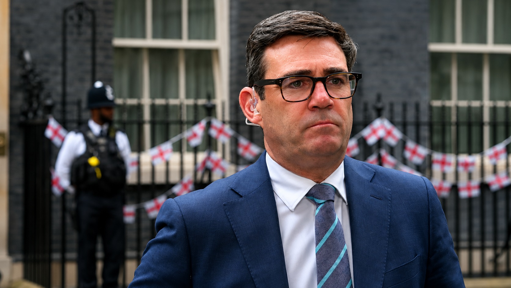 Andy Burnham își amână anunțul privind noul cabinet. Viitorul premier promite reforme majore în Marea Britanie
