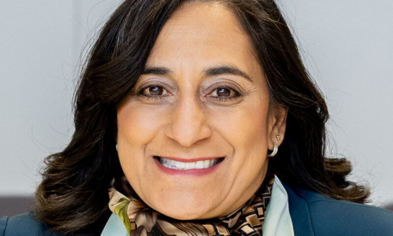 Ministrul de Externe al Canadei, Anita Anand, vine în România. Discuții cu Oana Țoiu