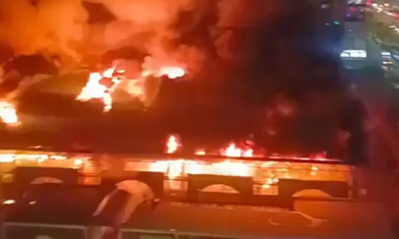 A treia noapte de lovituri SUA în Iran. O navă din Emirate, lovită de IRGC
