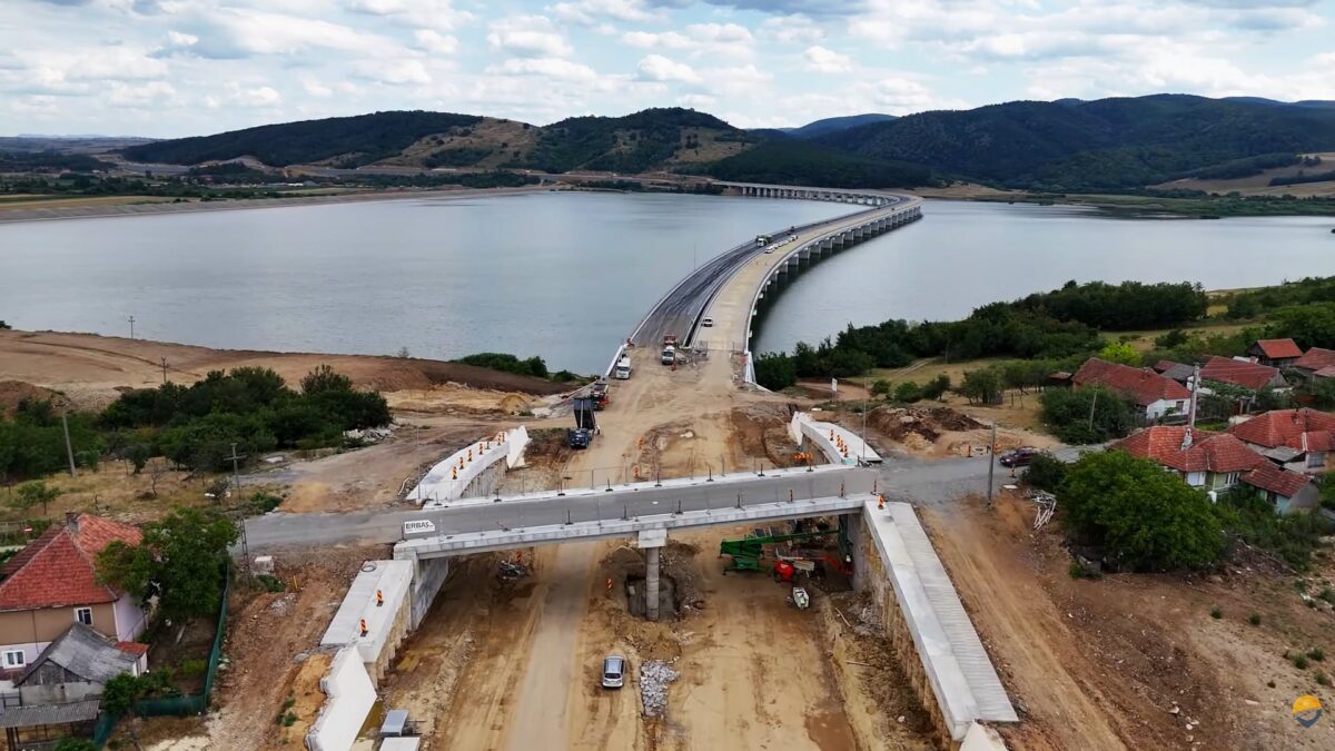 Autostrada Transilvania schimbă harta rutieră a României. Ce loturi se deschid până la finalul anului