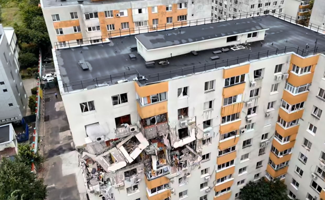 Primele imagini din interiorul blocului distrus de explozia din Rahova. PMB anunță următoarea etapă