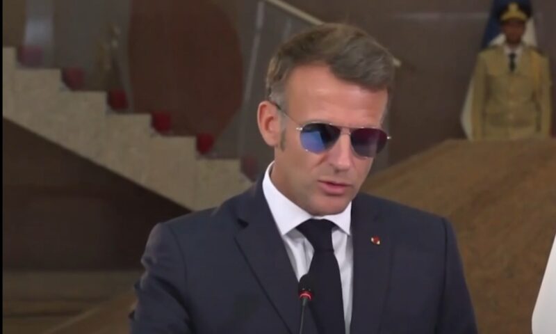 Macron, apariție de star la Summitul NATO. Celebrii ochelari „Top Gun” au atras toate privirile