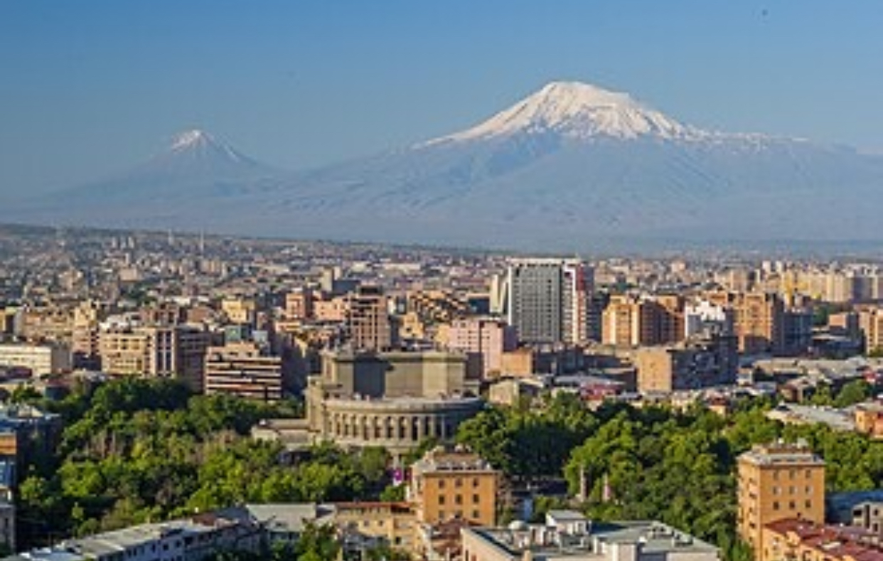 Capitala aleasă de cei care fug de Putin. Peste 60.000 de ruși și-au construit o nouă viață departe de Moscova