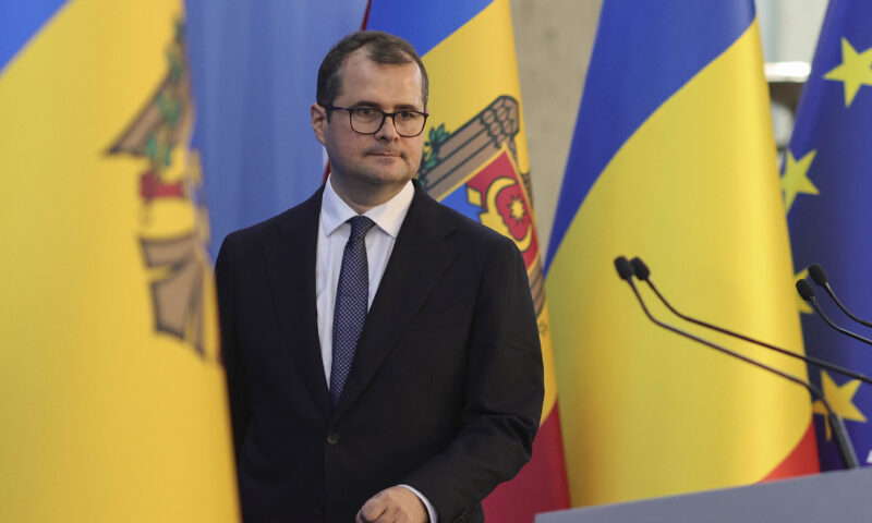 Premierul Vasile Tofan merge la Kiev. Republica Moldova discută importul de gaze din Ucraina