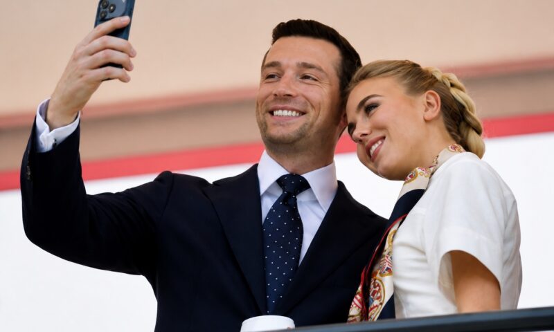 O prințesă, un politician și multă atenție din partea presei. Povestea lor a ajuns sub lupa adversarilor politici