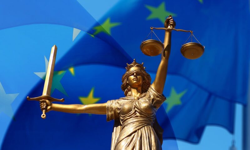 România mai are restanțe la statul de drept. Ce reproșează Comisia Europeană