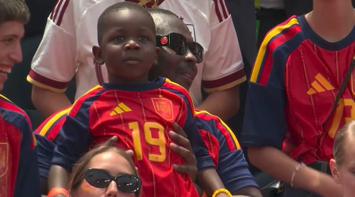 Are doar trei ani și a cucerit Mondialul. Fratele lui Yamal, vedeta Spaniei