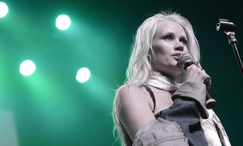 A murit Lauren Bennett, artista care a cântat în „Party Rock Anthem”. Fosta membră Paradiso Girls și G.R.L. avea 37 de ani