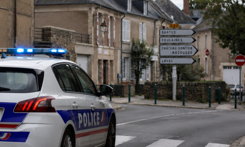 Un primar din Franța, bătut în plină stradă după ce i-a cerut unui șofer să reducă viteza