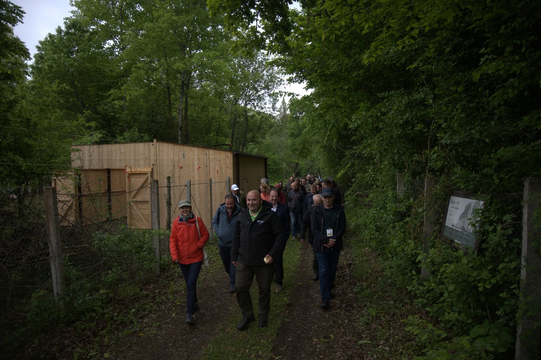 Premieră în România. Un parc natural introduce un traseu interactiv de tip treasure hunt pentru turiști